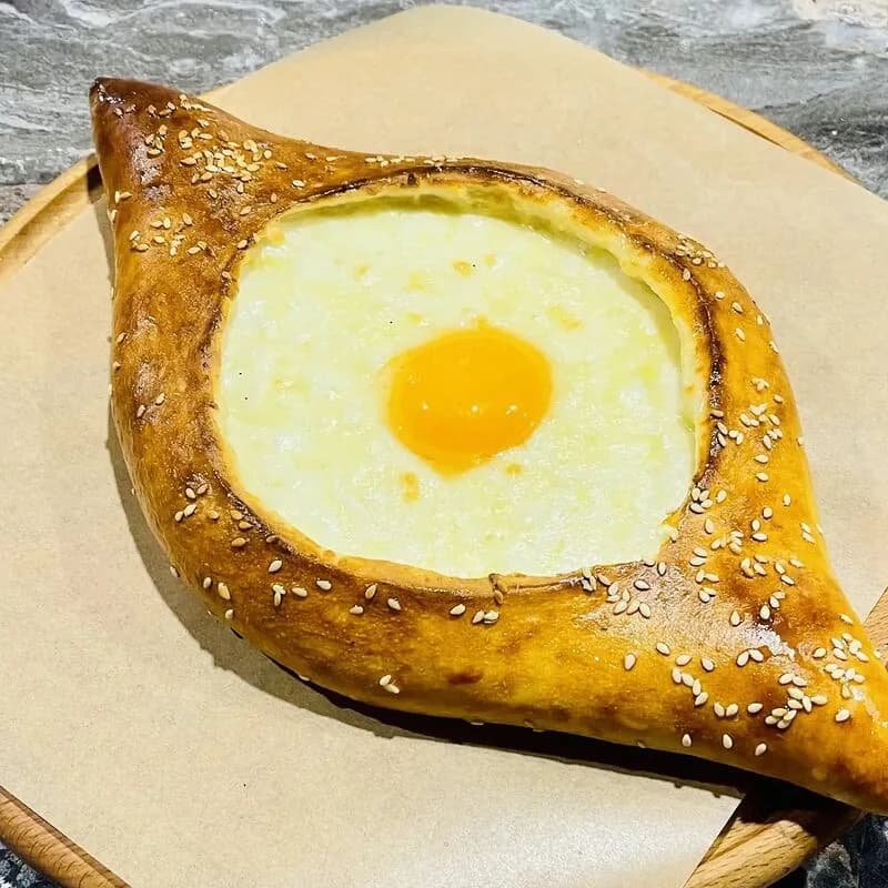 Хачапури по-аджарски